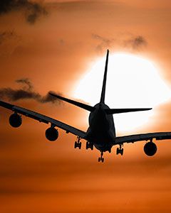 Flugreisen reduzieren & kompensieren